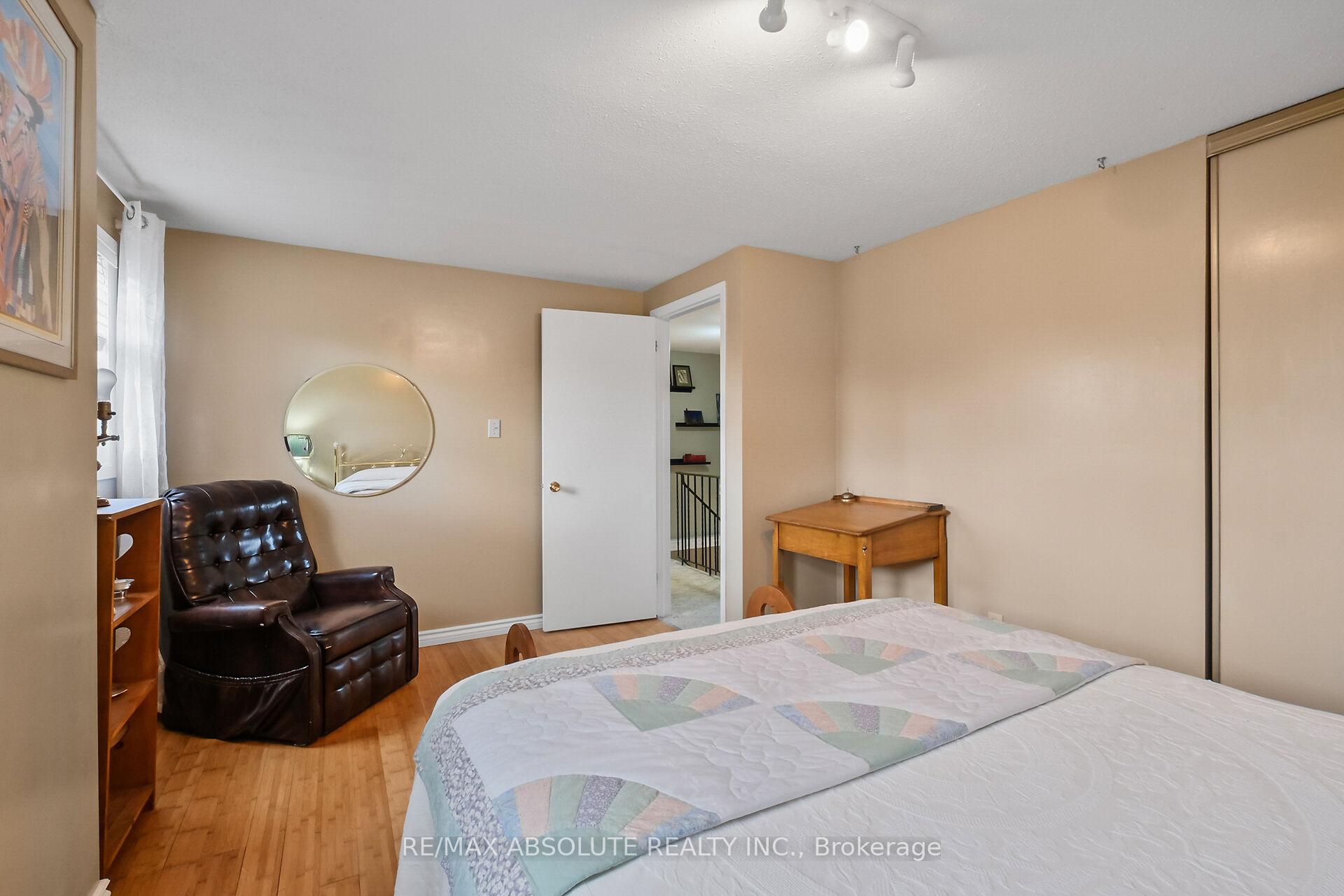 Photo 25 of 219 McCurdy Drive, Ottawa, Kanata - Katimavik — HOMEH
