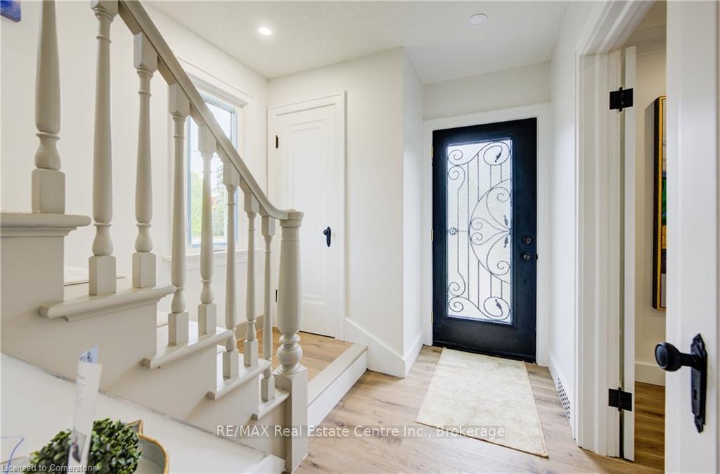 Photo 7 of 268 Cameron Street N, Kitchener — HOMEH