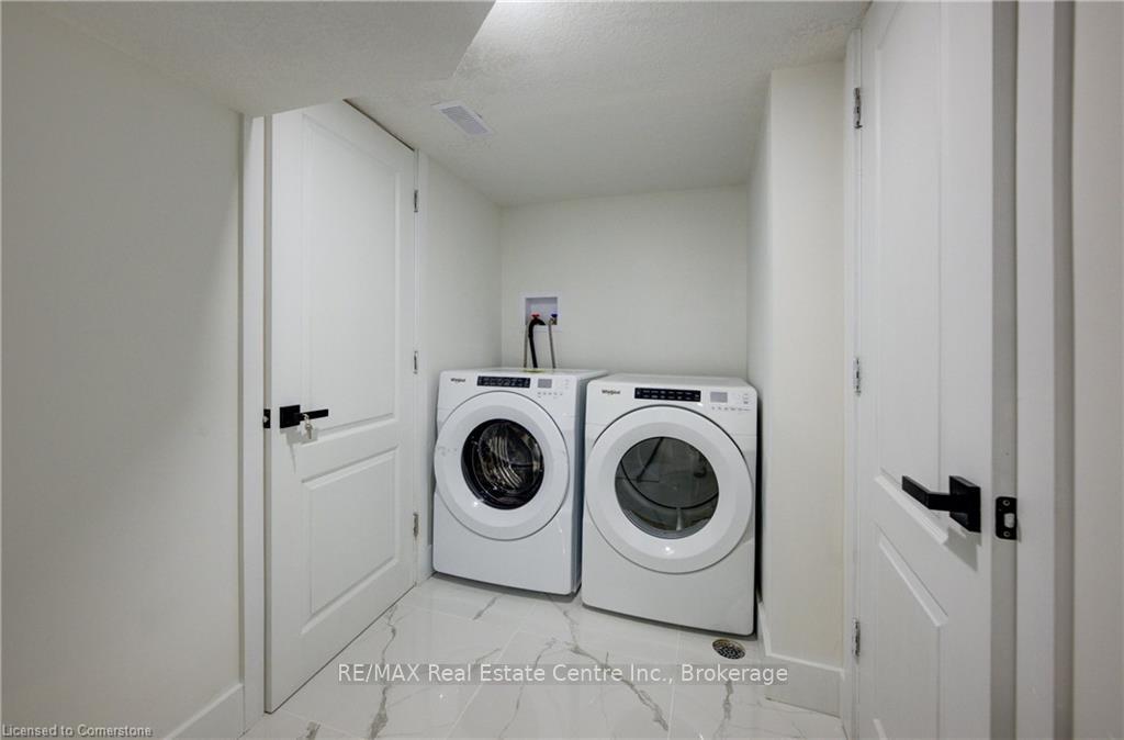 Photo 13 of 268 Cameron Street N, Kitchener — HOMEH
