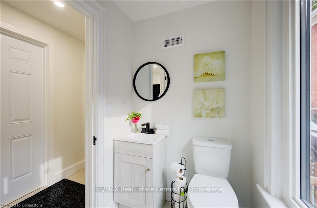 Photo 17 of 268 Cameron Street N, Kitchener — HOMEH