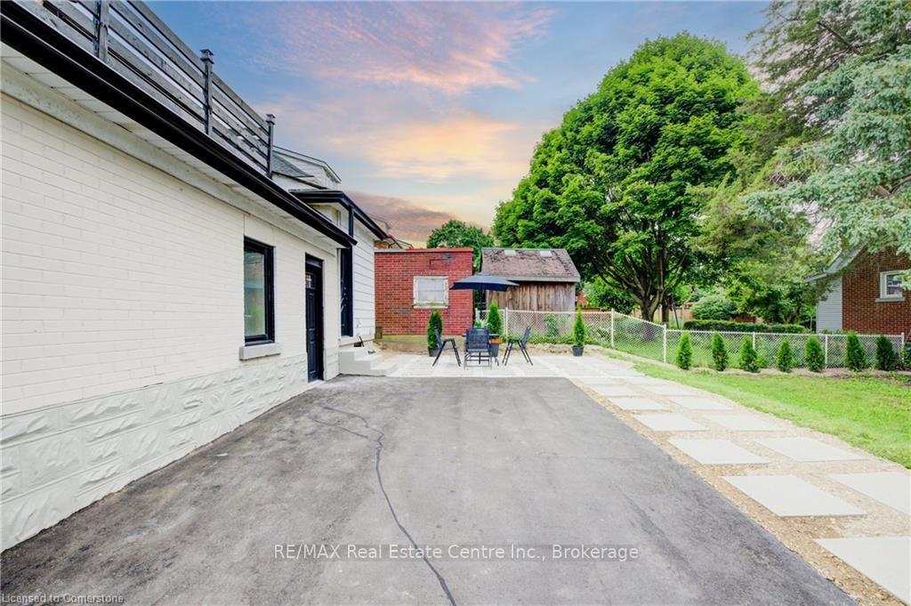 Photo 27 of 268 Cameron Street N, Kitchener — HOMEH