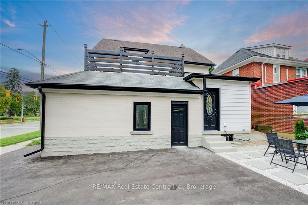Photo 30 of 268 Cameron Street N, Kitchener — HOMEH