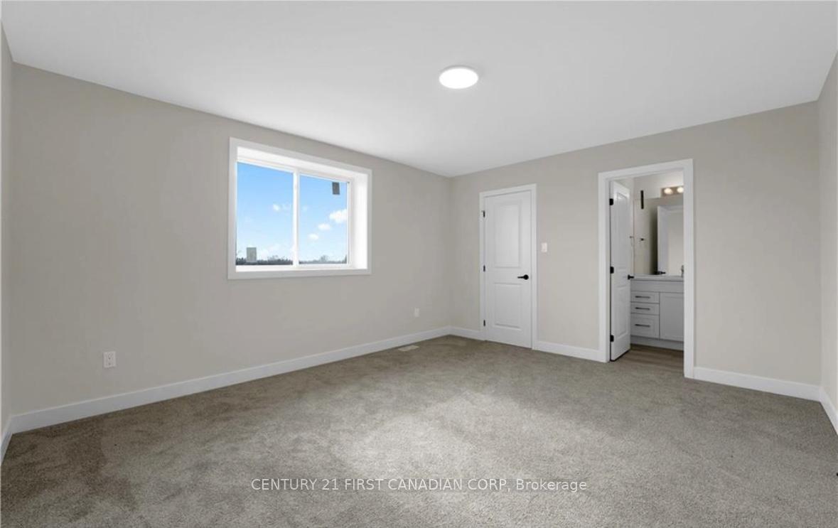 Photo 32 of 10111 Oxbow Drive, Middlesex Centre, Komoka — HOMEH