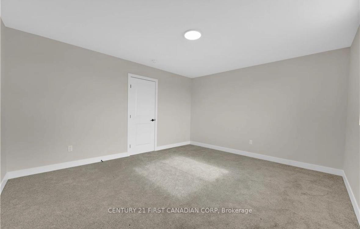 Photo 40 of 10111 Oxbow Drive, Middlesex Centre, Komoka — HOMEH
