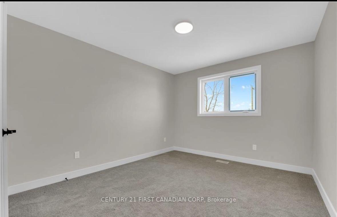 Photo 45 of 10111 Oxbow Drive, Middlesex Centre, Komoka — HOMEH