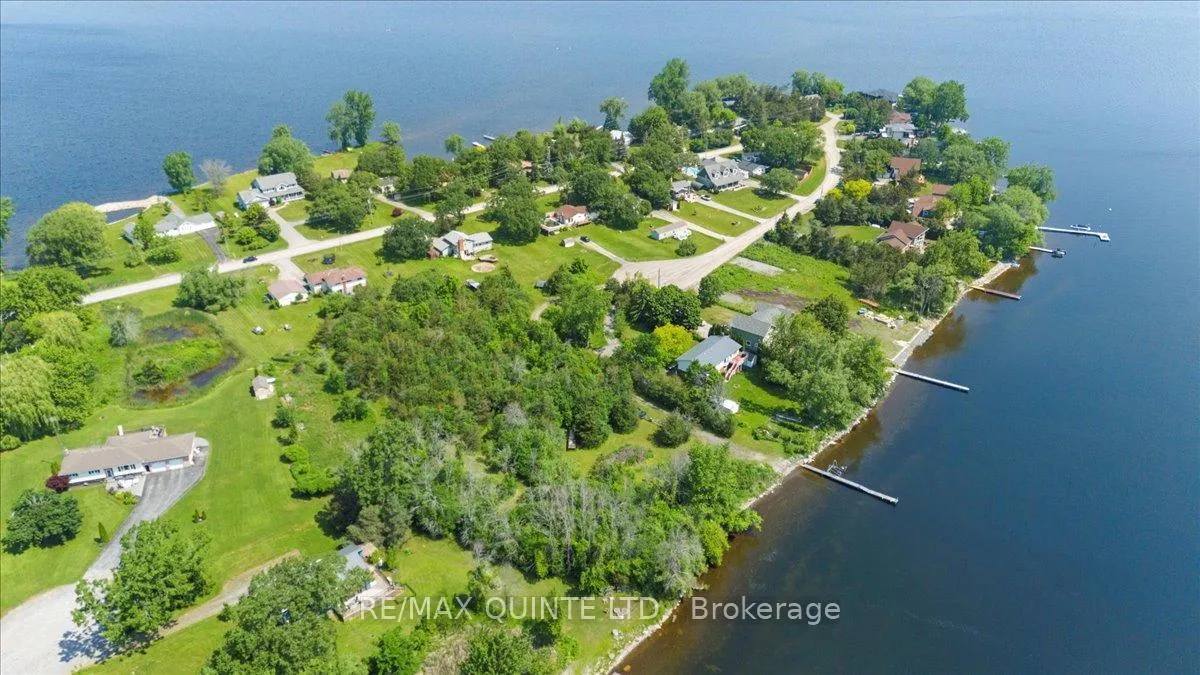 Photo 6 of 338 Sunrise Drive, Prince Edward County, Ameliasburg Ward — HOMEH