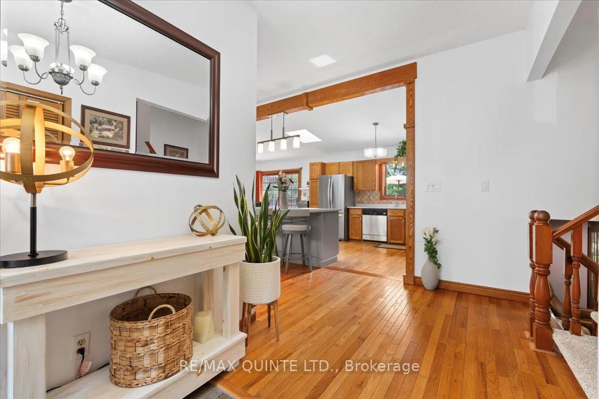 Photo 11 of 338 Sunrise Drive, Prince Edward County, Ameliasburg Ward — HOMEH