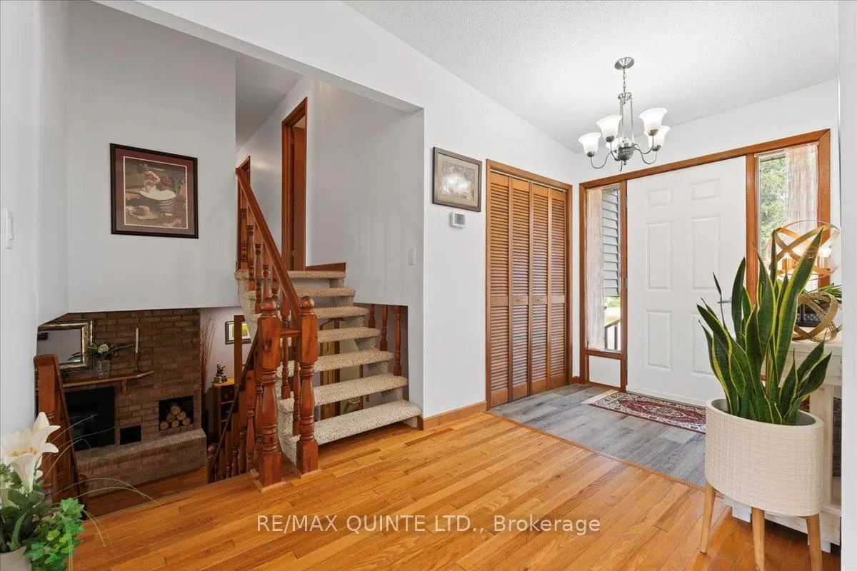 Photo 12 of 338 Sunrise Drive, Prince Edward County, Ameliasburg Ward — HOMEH