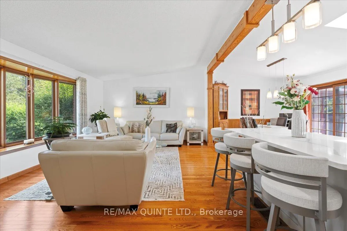 Photo 13 of 338 Sunrise Drive, Prince Edward County, Ameliasburg Ward — HOMEH