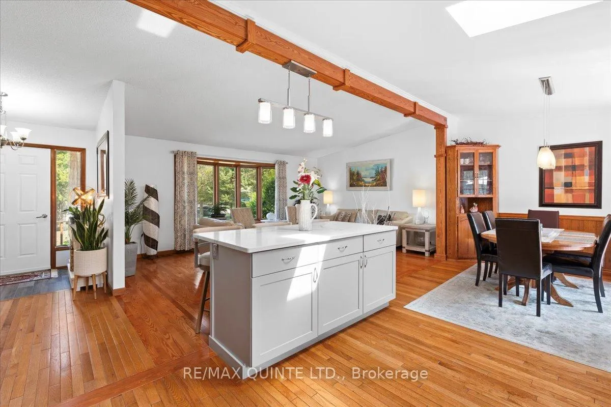 Photo 23 of 338 Sunrise Drive, Prince Edward County, Ameliasburg Ward — HOMEH