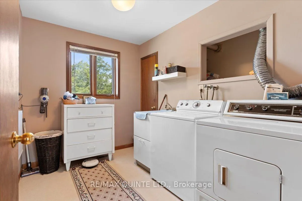 Photo 25 of 338 Sunrise Drive, Prince Edward County, Ameliasburg Ward — HOMEH