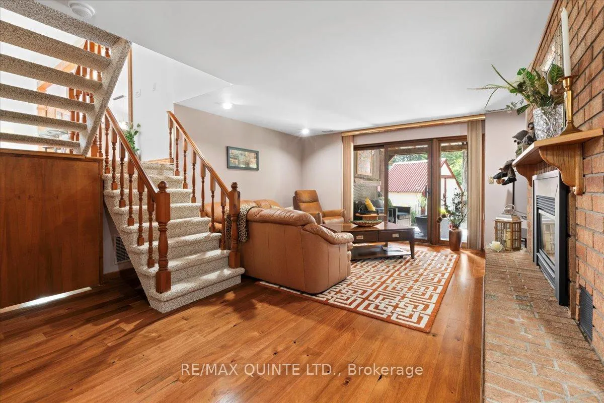 Photo 32 of 338 Sunrise Drive, Prince Edward County, Ameliasburg Ward — HOMEH