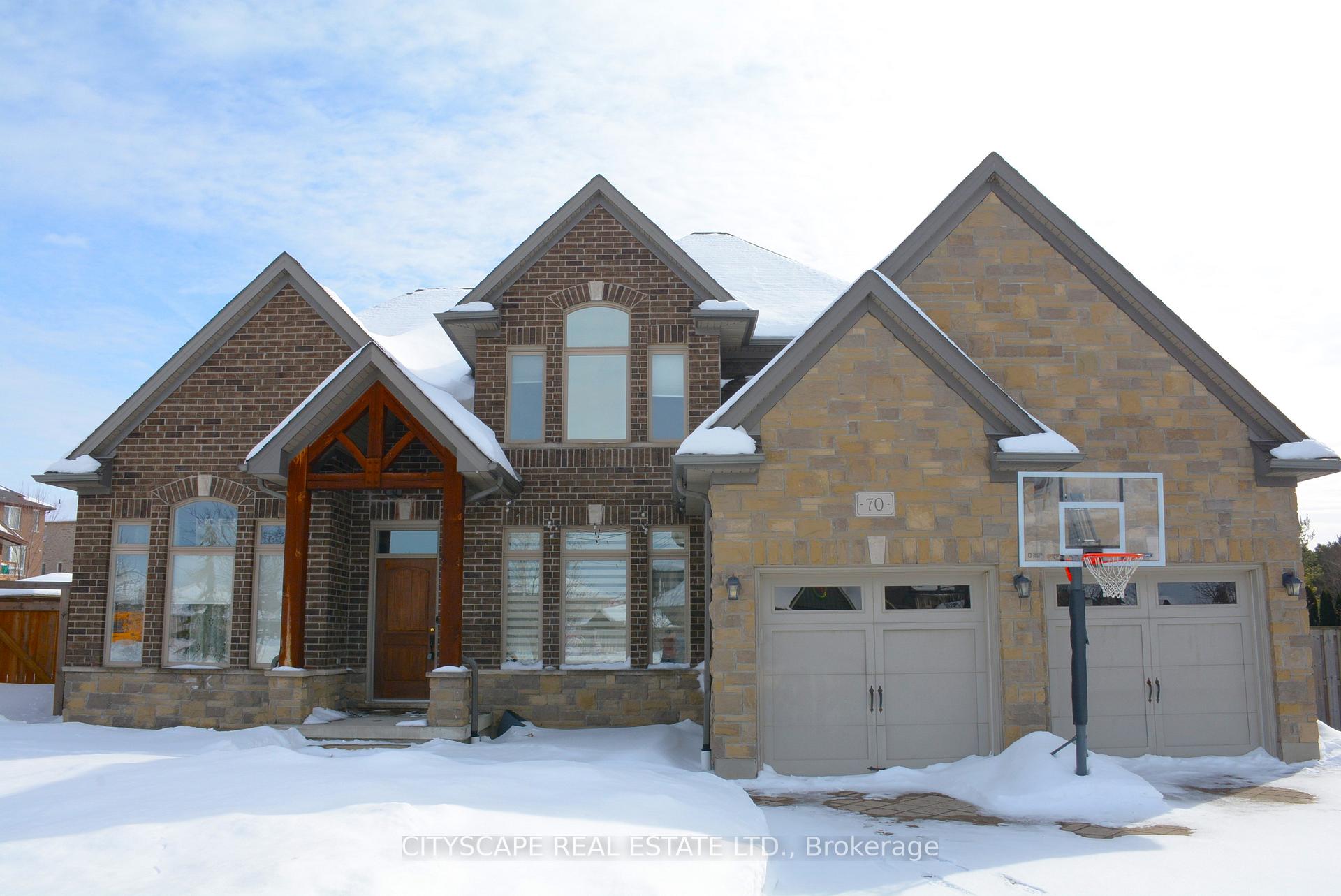 Photo 1 of 70 Fieldstone Crescent, Middlesex Centre, Komoka — HOMEH