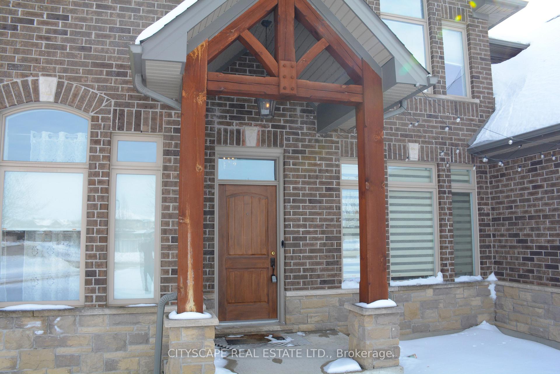Photo 4 of 70 Fieldstone Crescent, Middlesex Centre, Komoka — HOMEH