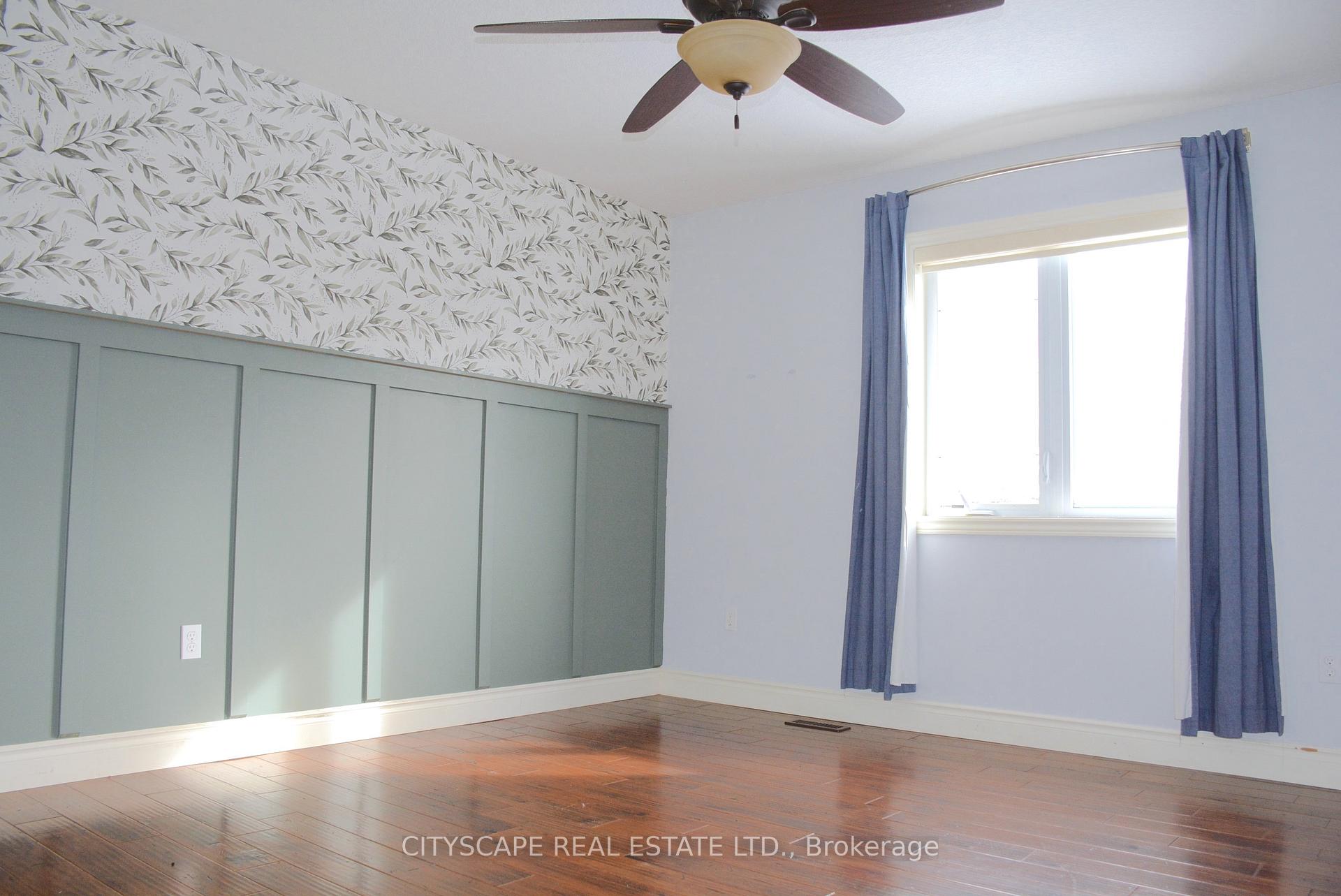 Photo 25 of 70 Fieldstone Crescent, Middlesex Centre, Komoka — HOMEH