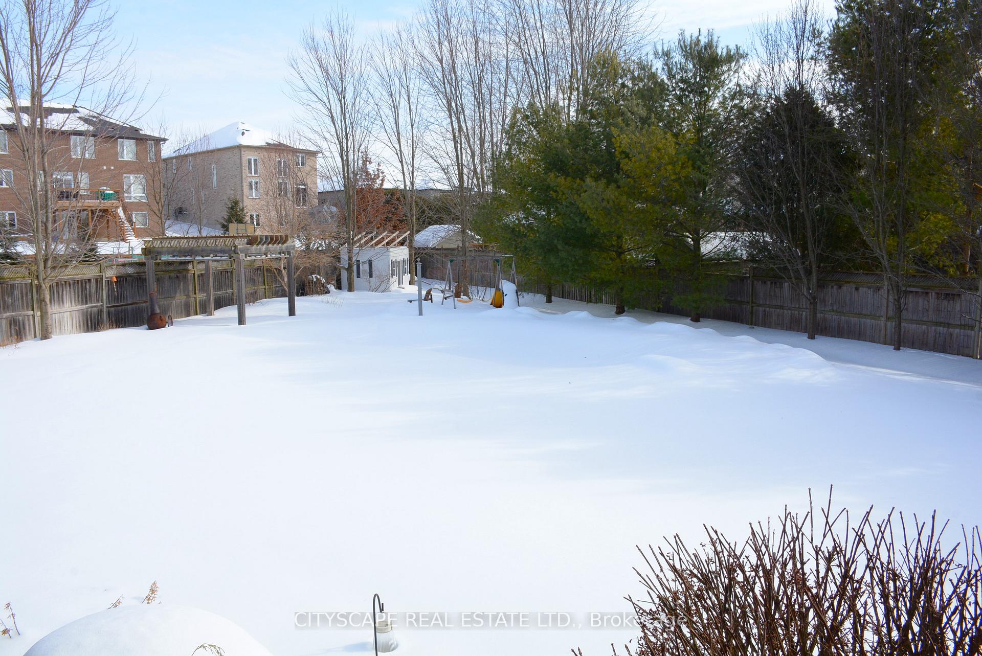 Photo 49 of 70 Fieldstone Crescent, Middlesex Centre, Komoka — HOMEH