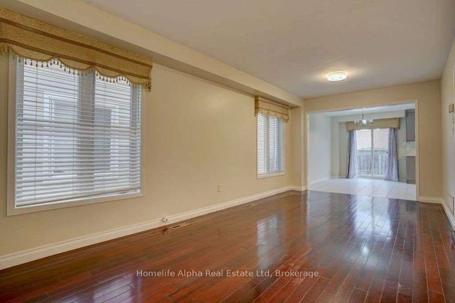Photo 2 of 162 Billingsley Crescent, Markham, Cedarwood — HOMEH