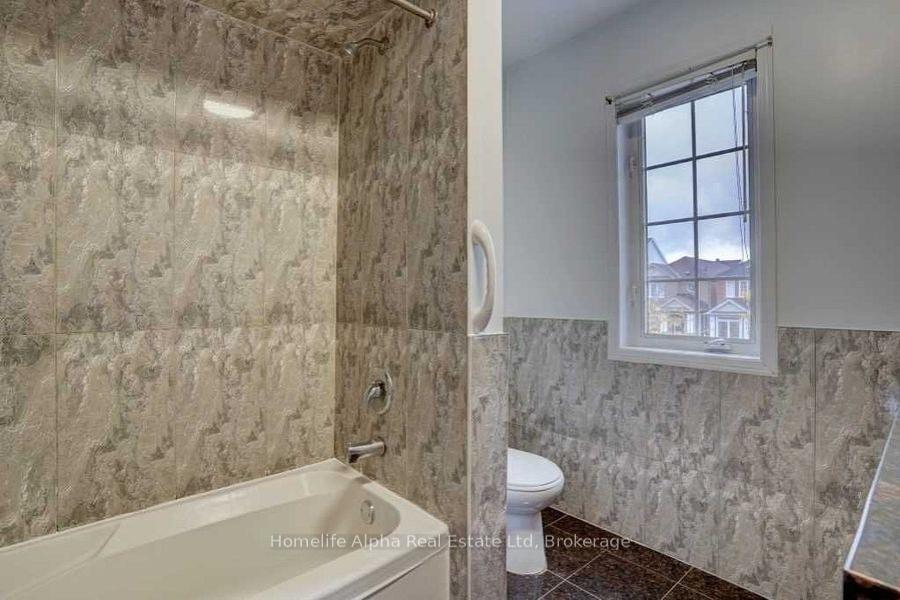 Photo 16 of 162 Billingsley Crescent, Markham, Cedarwood — HOMEH