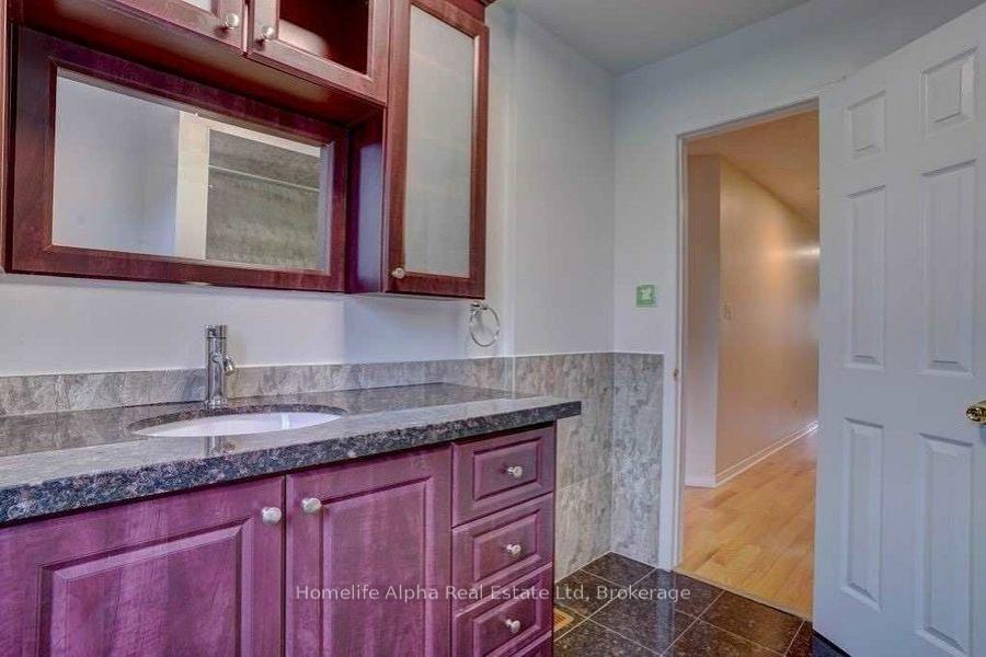 Photo 17 of 162 Billingsley Crescent, Markham, Cedarwood — HOMEH