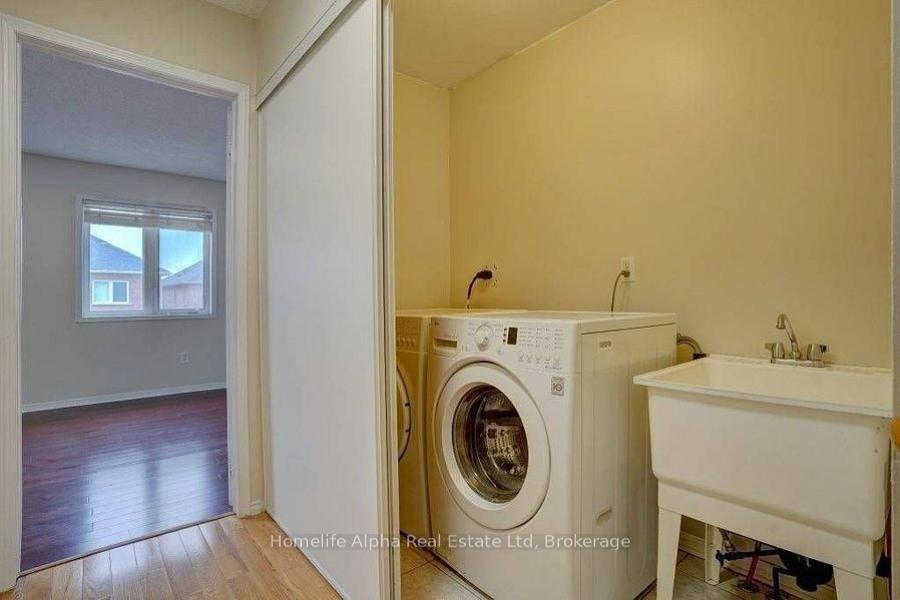 Photo 18 of 162 Billingsley Crescent, Markham, Cedarwood — HOMEH