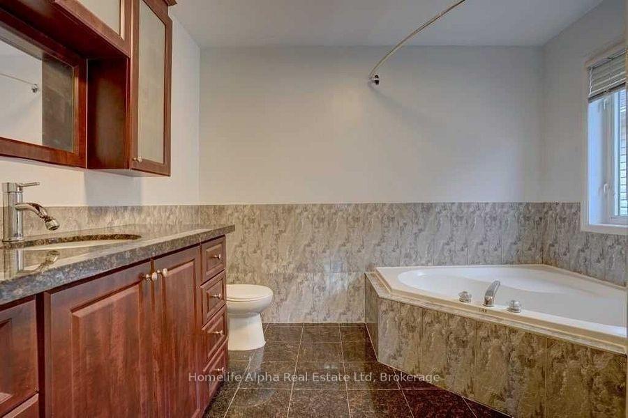Photo 23 of 162 Billingsley Crescent, Markham, Cedarwood — HOMEH