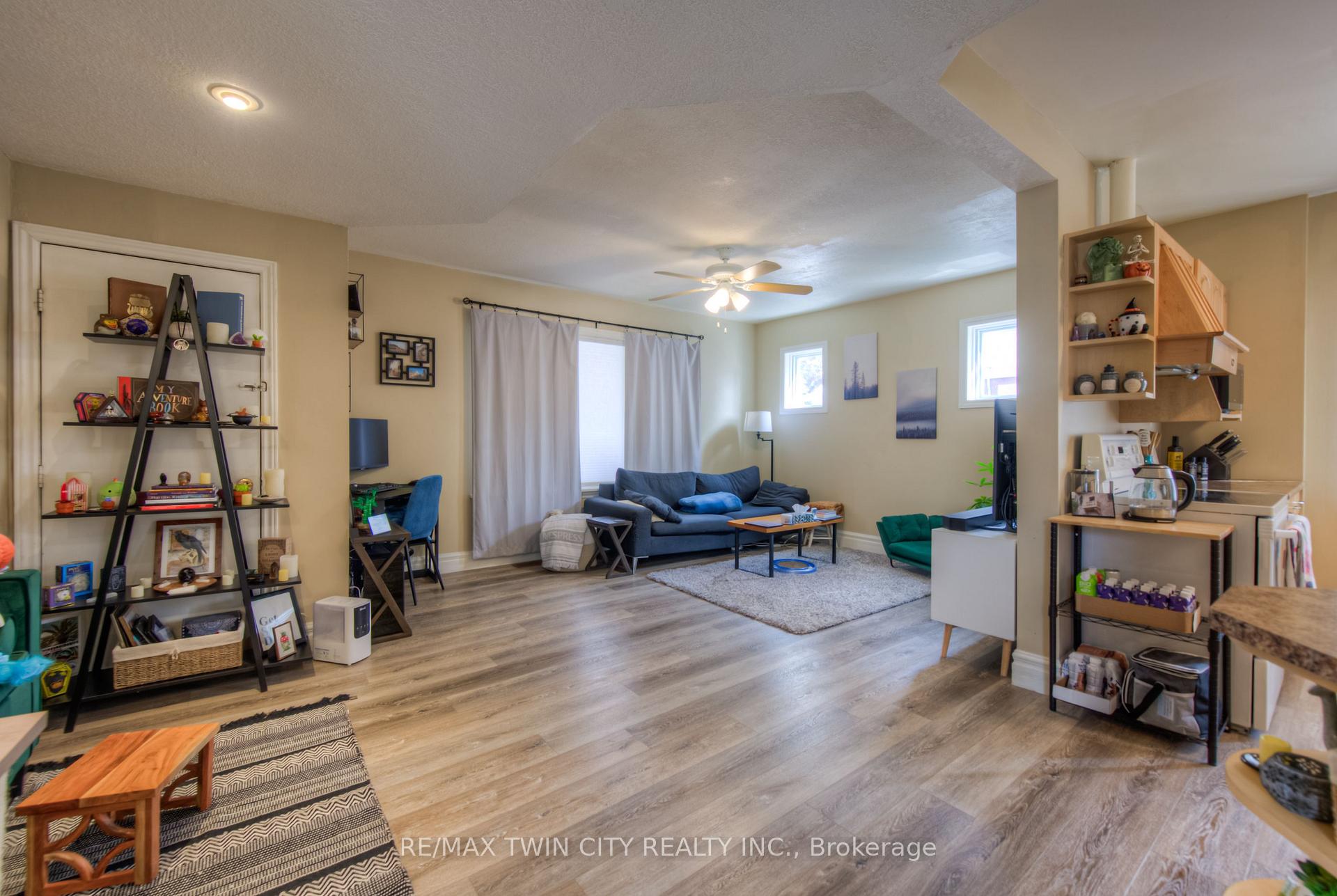 Photo 5 of 211 Weber Street E, Kitchener — HOMEH