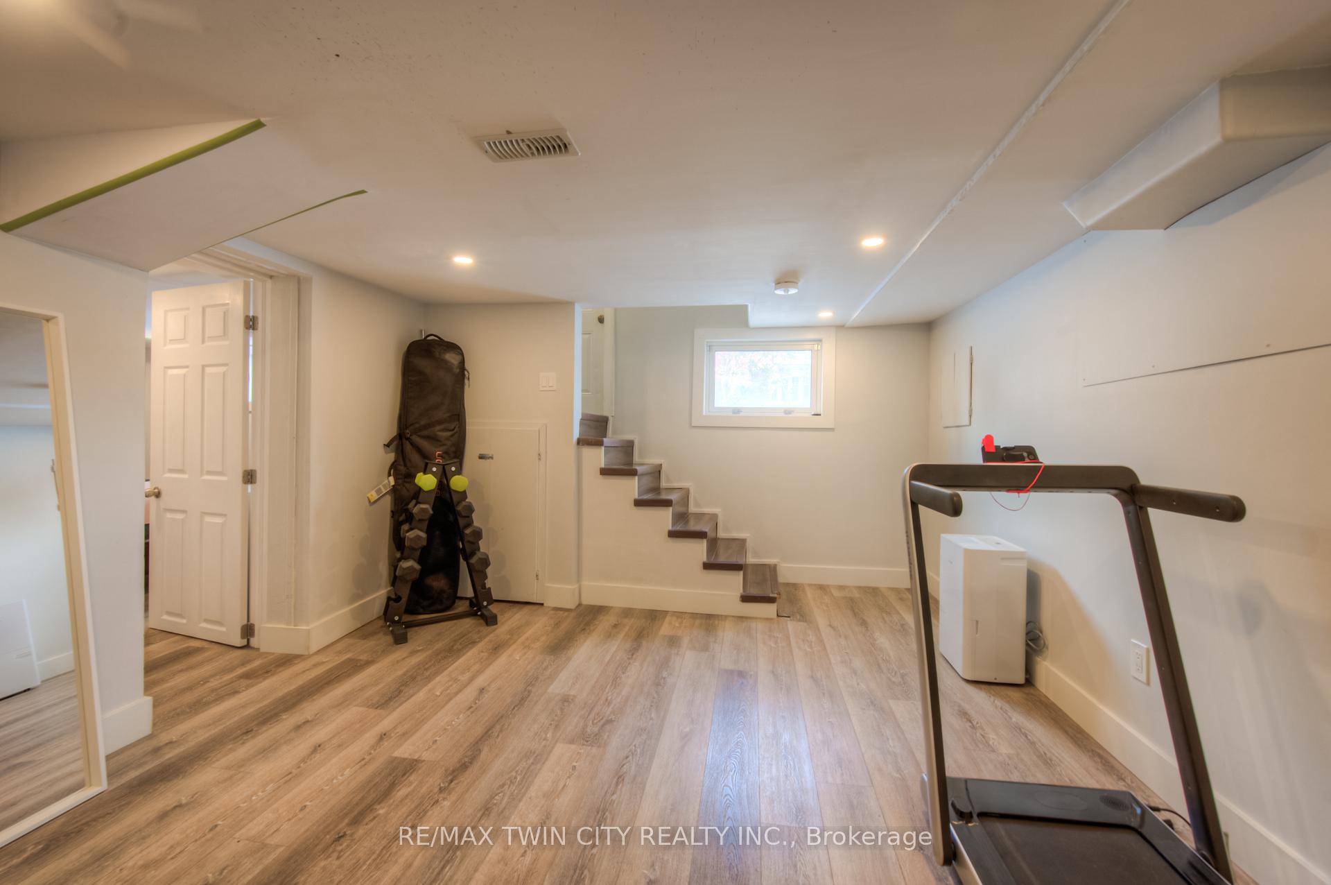Photo 20 of 211 Weber Street E, Kitchener — HOMEH