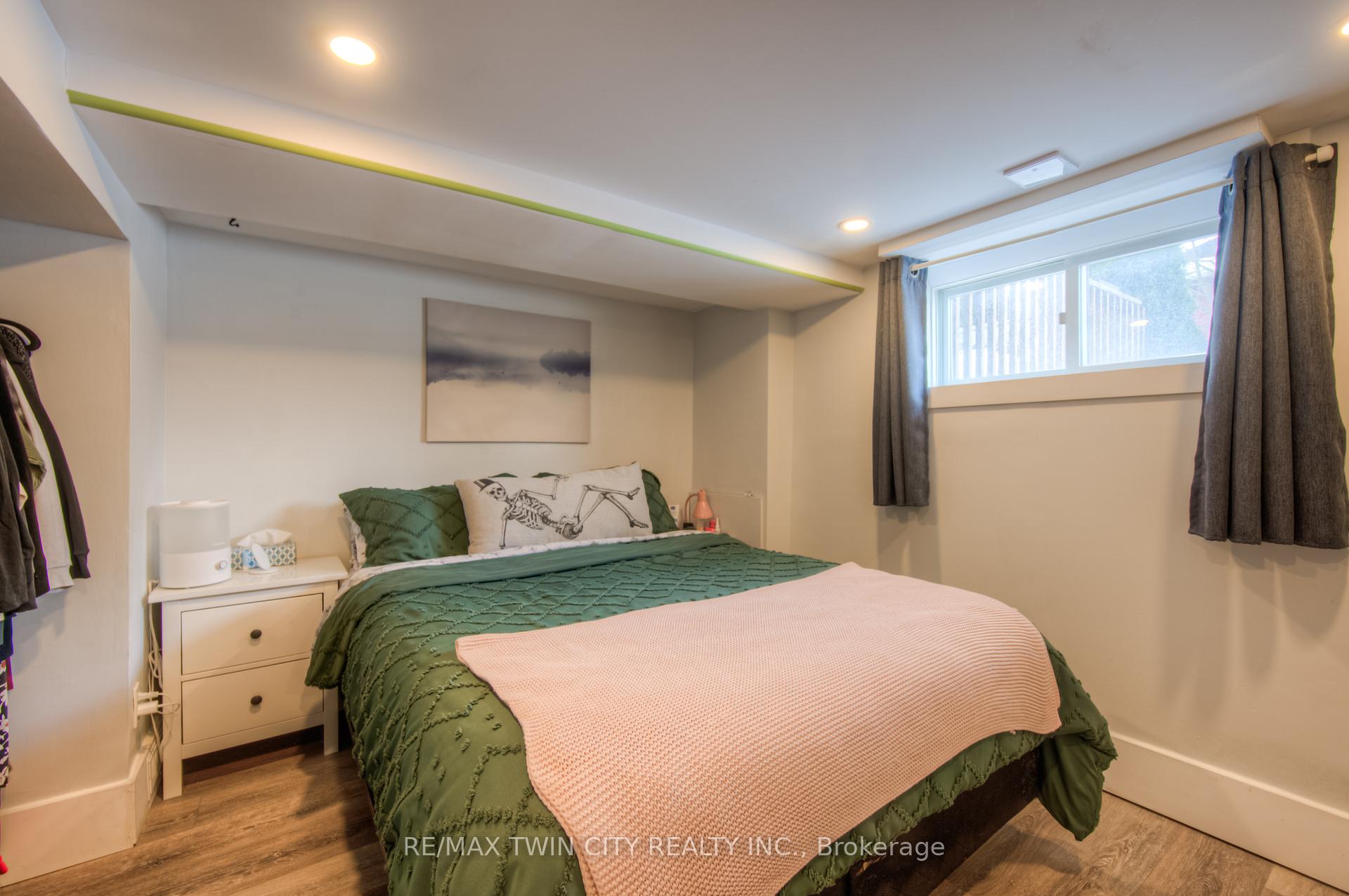 Photo 21 of 211 Weber Street E, Kitchener — HOMEH