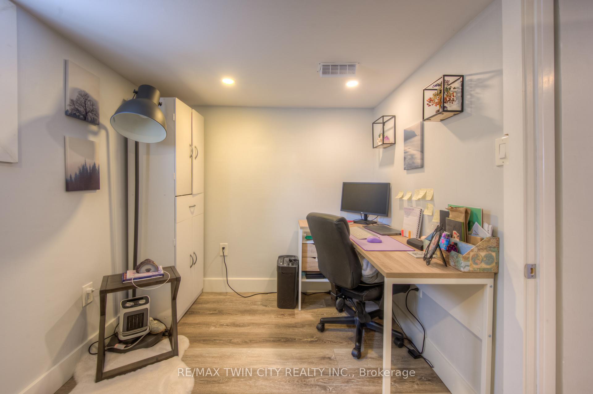 Photo 24 of 211 Weber Street E, Kitchener — HOMEH