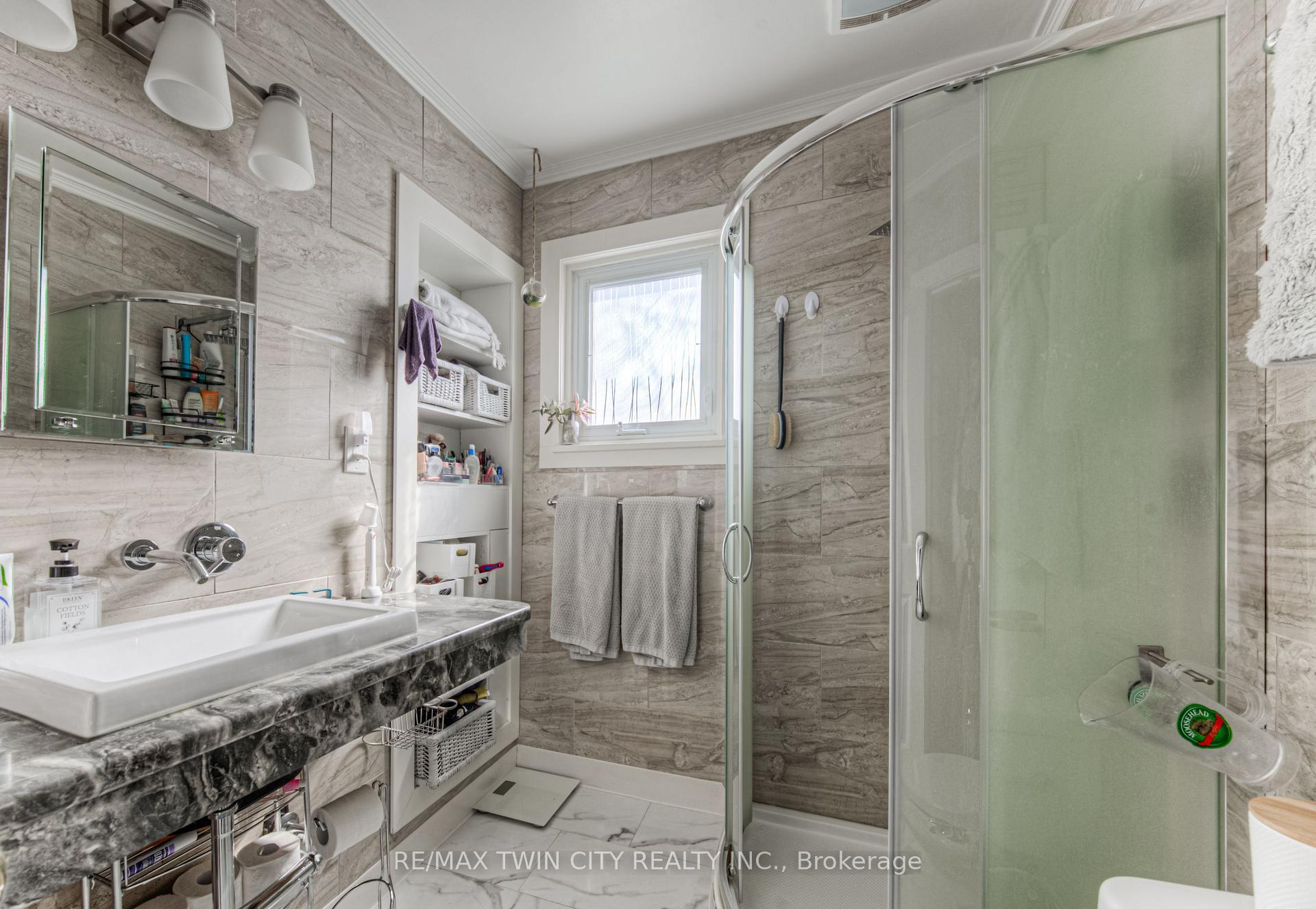 Photo 30 of 211 Weber Street E, Kitchener — HOMEH
