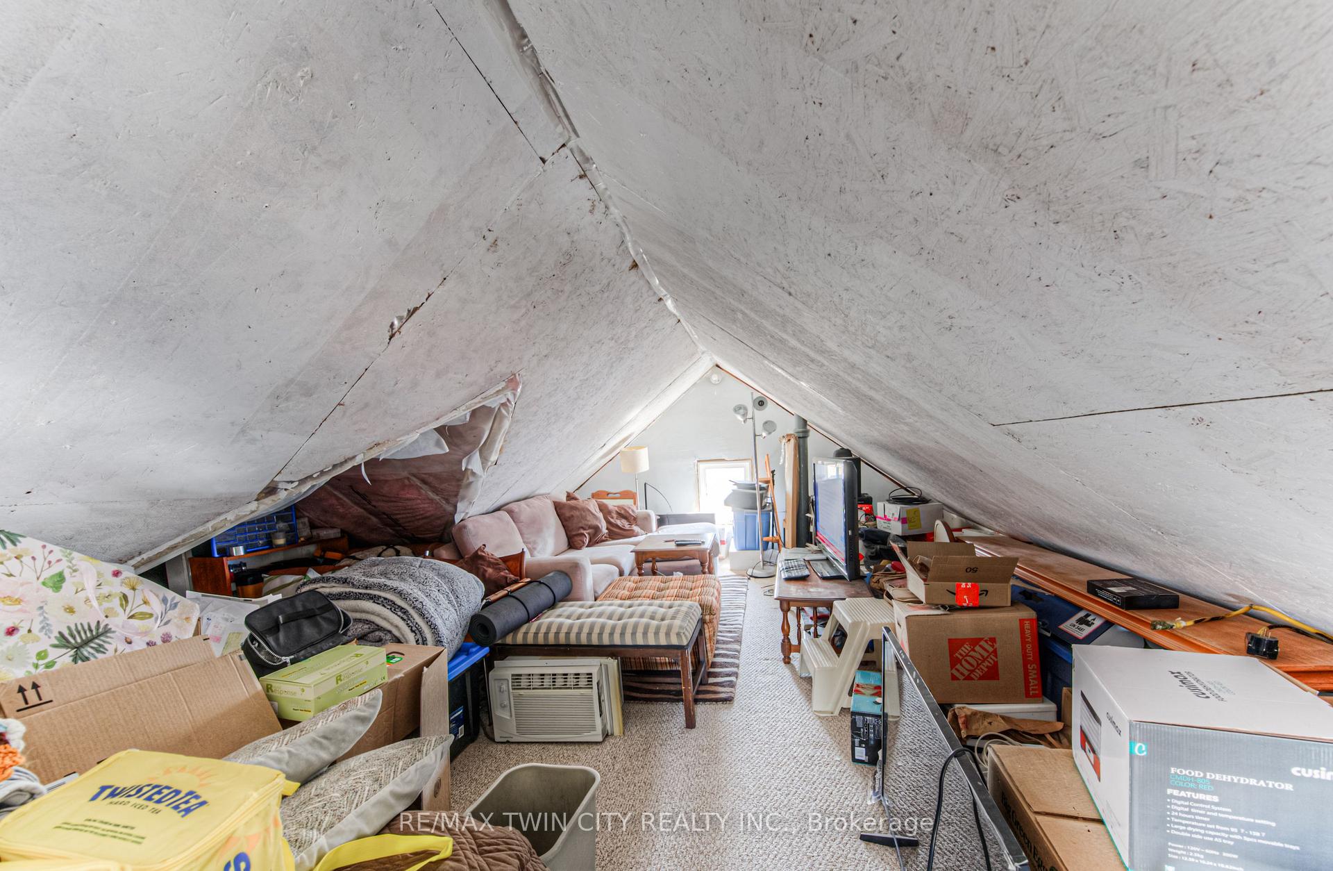 Photo 40 of 211 Weber Street E, Kitchener — HOMEH
