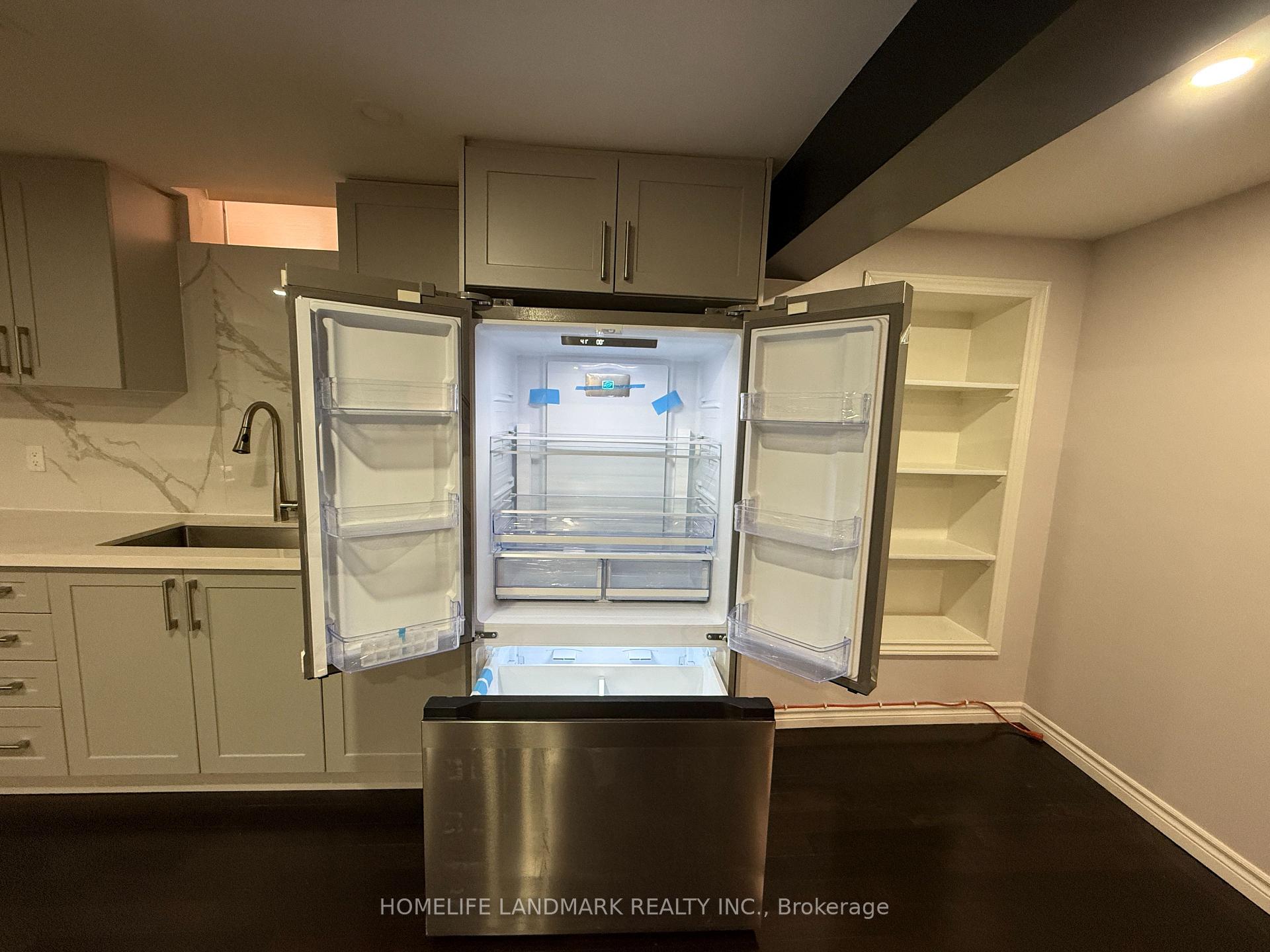 Photo 11 of Unit BSMT, 3 Caprara Crescent, Markham, Box Grove — HOMEH