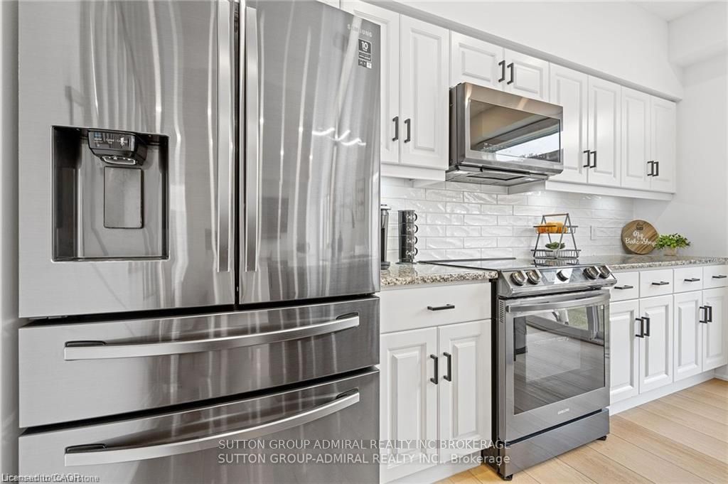 Photo 7 of 1026 Wright Drive, Midland — HOMEH