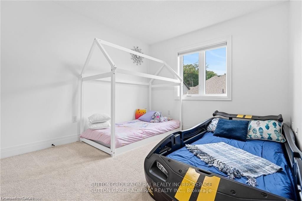 Photo 11 of 1026 Wright Drive, Midland — HOMEH