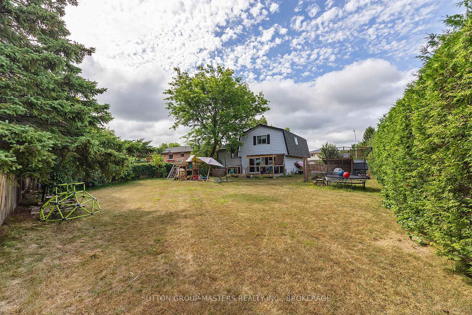 Photo 2 of 960 Milford Drive, Kingston, North of Taylor-Kidd Blvd — HOMEH