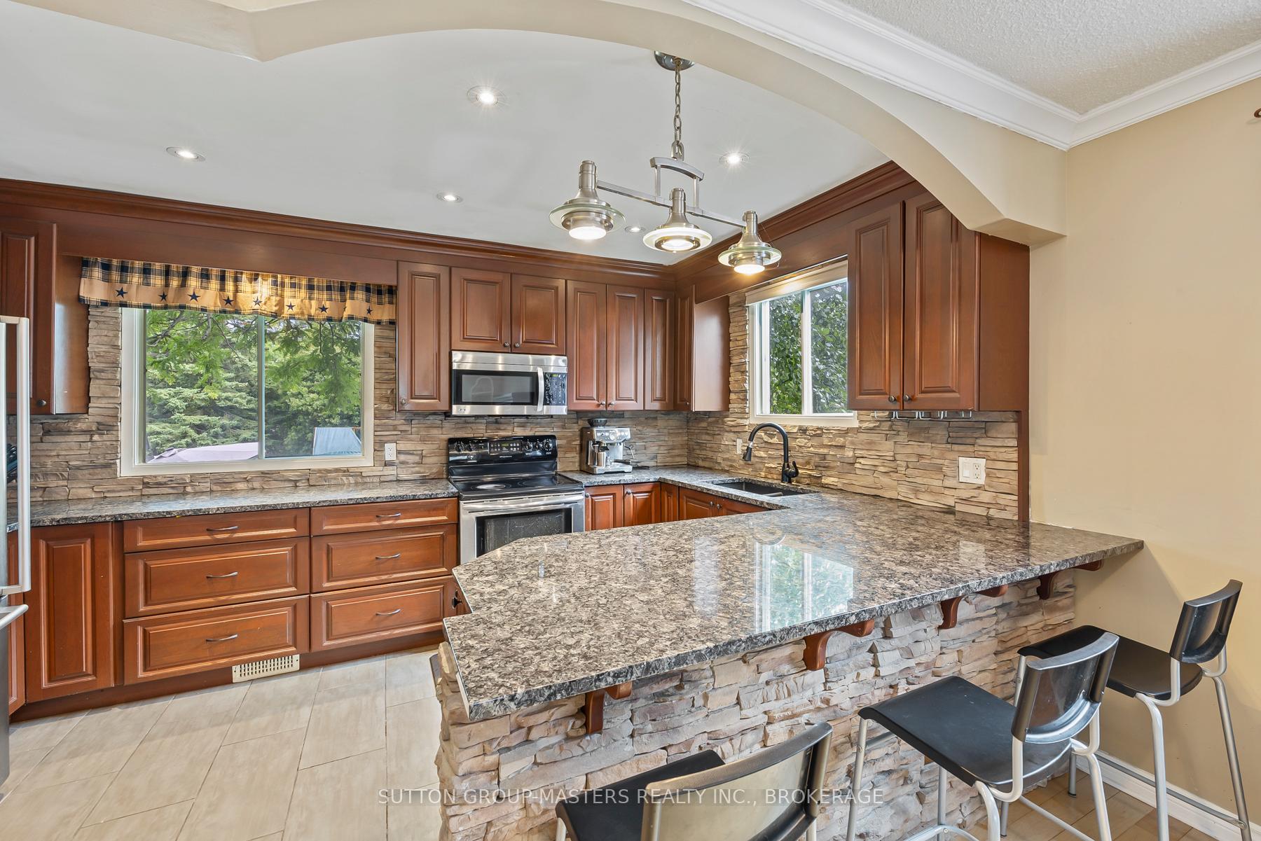 Photo 8 of 960 Milford Drive, Kingston, North of Taylor-Kidd Blvd — HOMEH