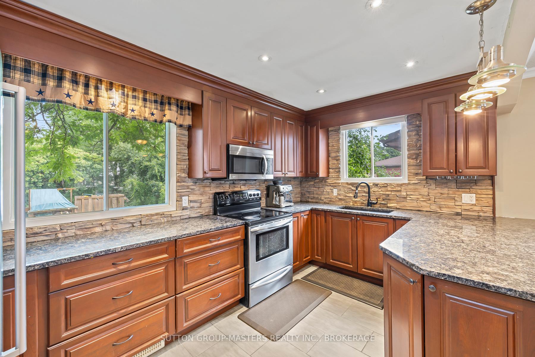 Photo 9 of 960 Milford Drive, Kingston, North of Taylor-Kidd Blvd — HOMEH