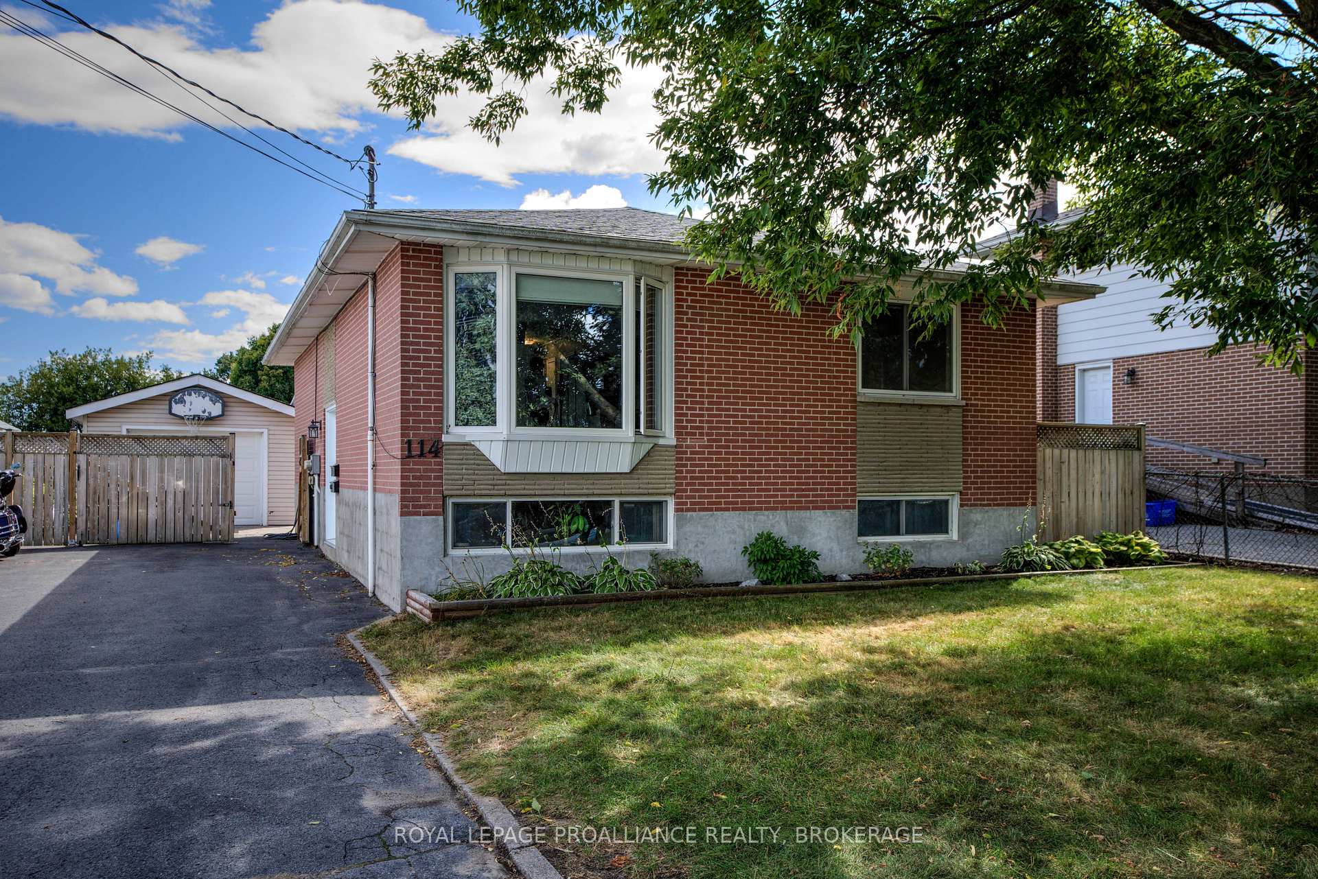 Front of 114 Drennan Street