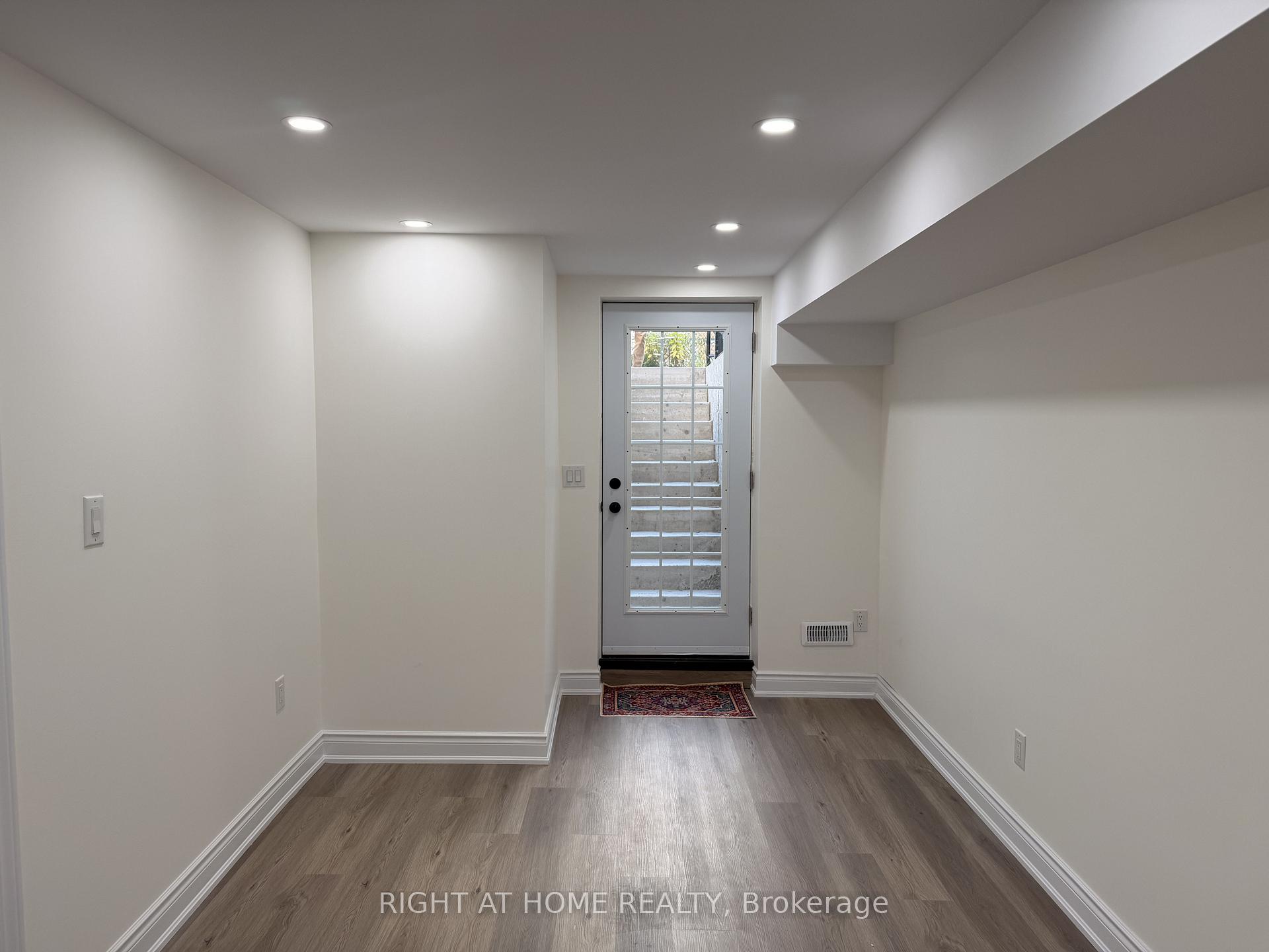Photo 2 of Unit Bsmt, 604 Lott Crescent, Milton, Coates — HOMEH