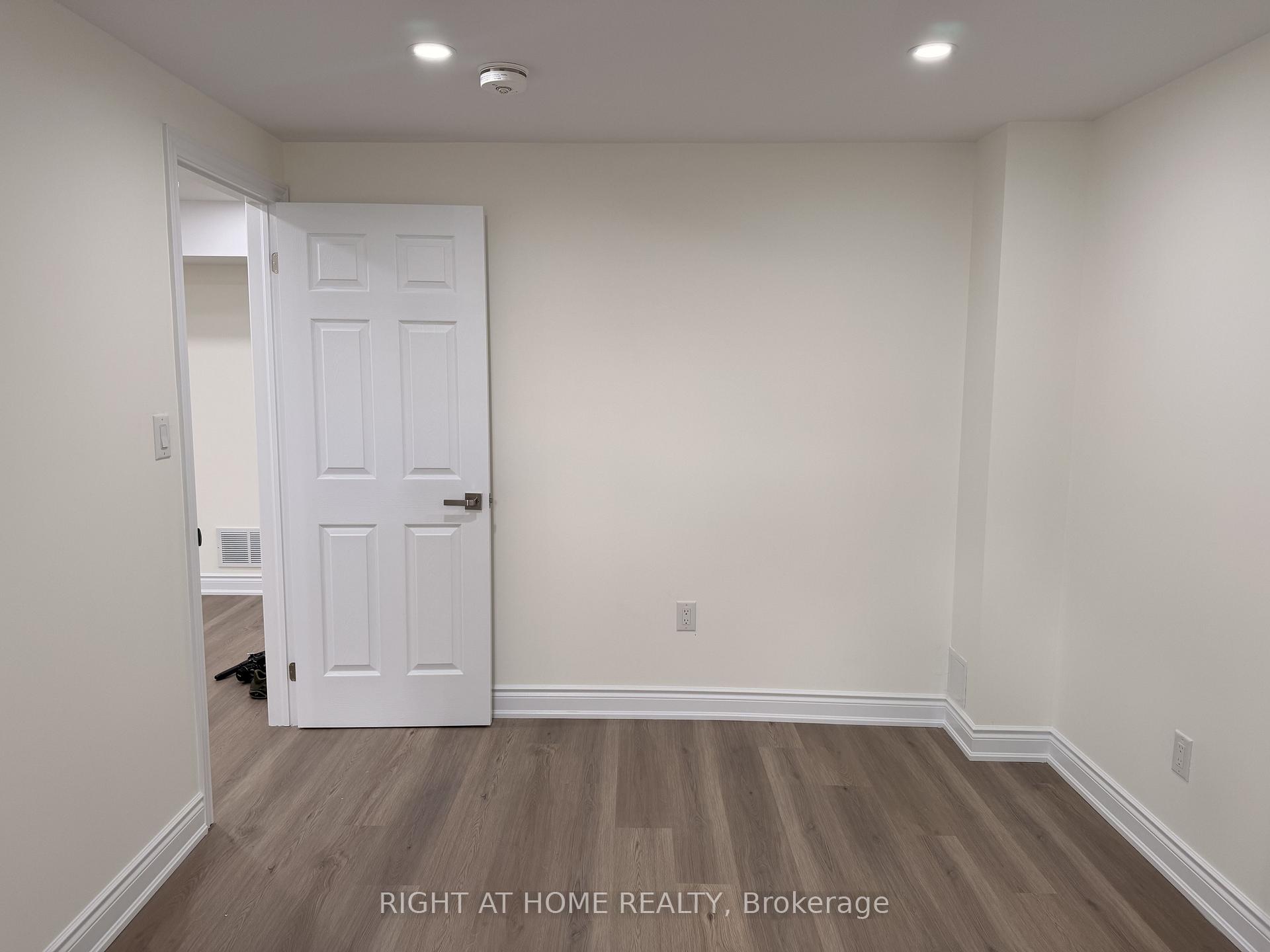 Photo 5 of Unit Bsmt, 604 Lott Crescent, Milton, Coates — HOMEH