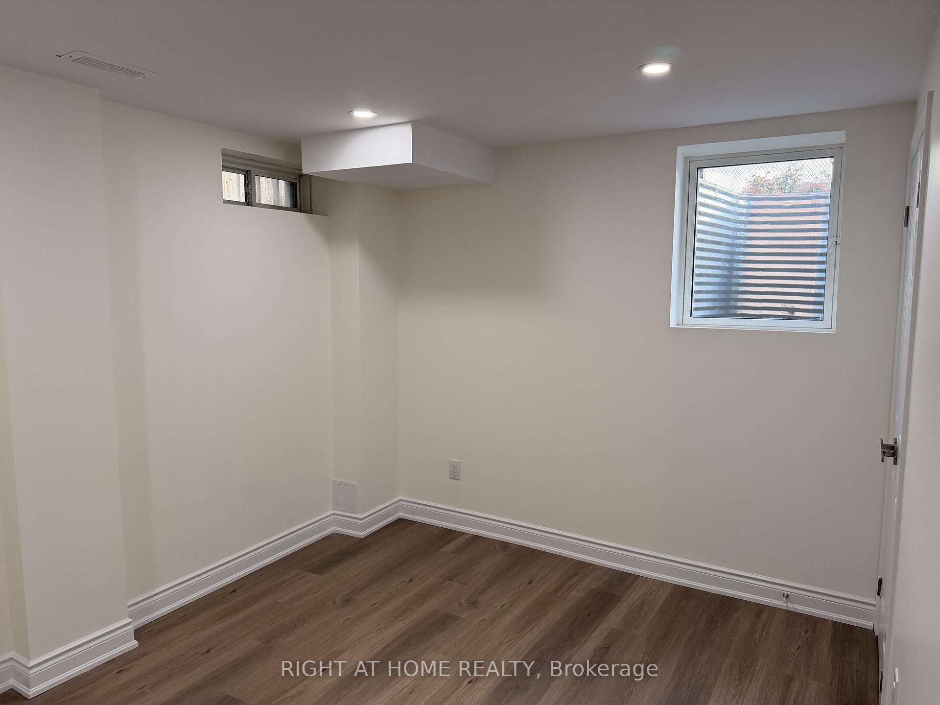 Photo 6 of Unit Bsmt, 604 Lott Crescent, Milton, Coates — HOMEH