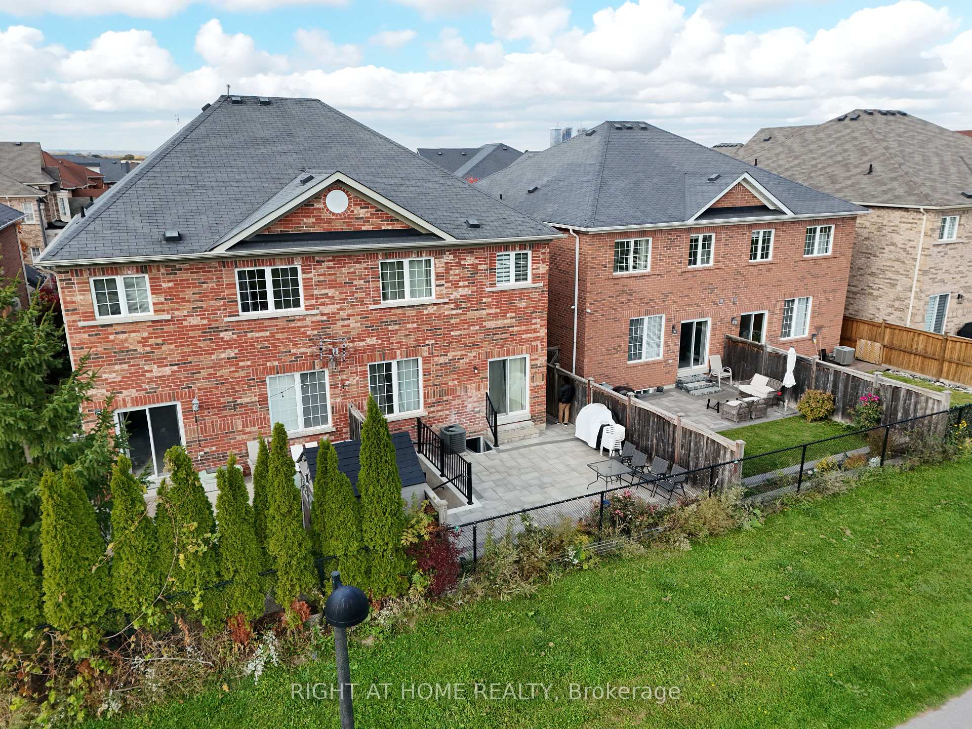 Photo 22 of Unit Bsmt, 604 Lott Crescent, Milton, Coates — HOMEH