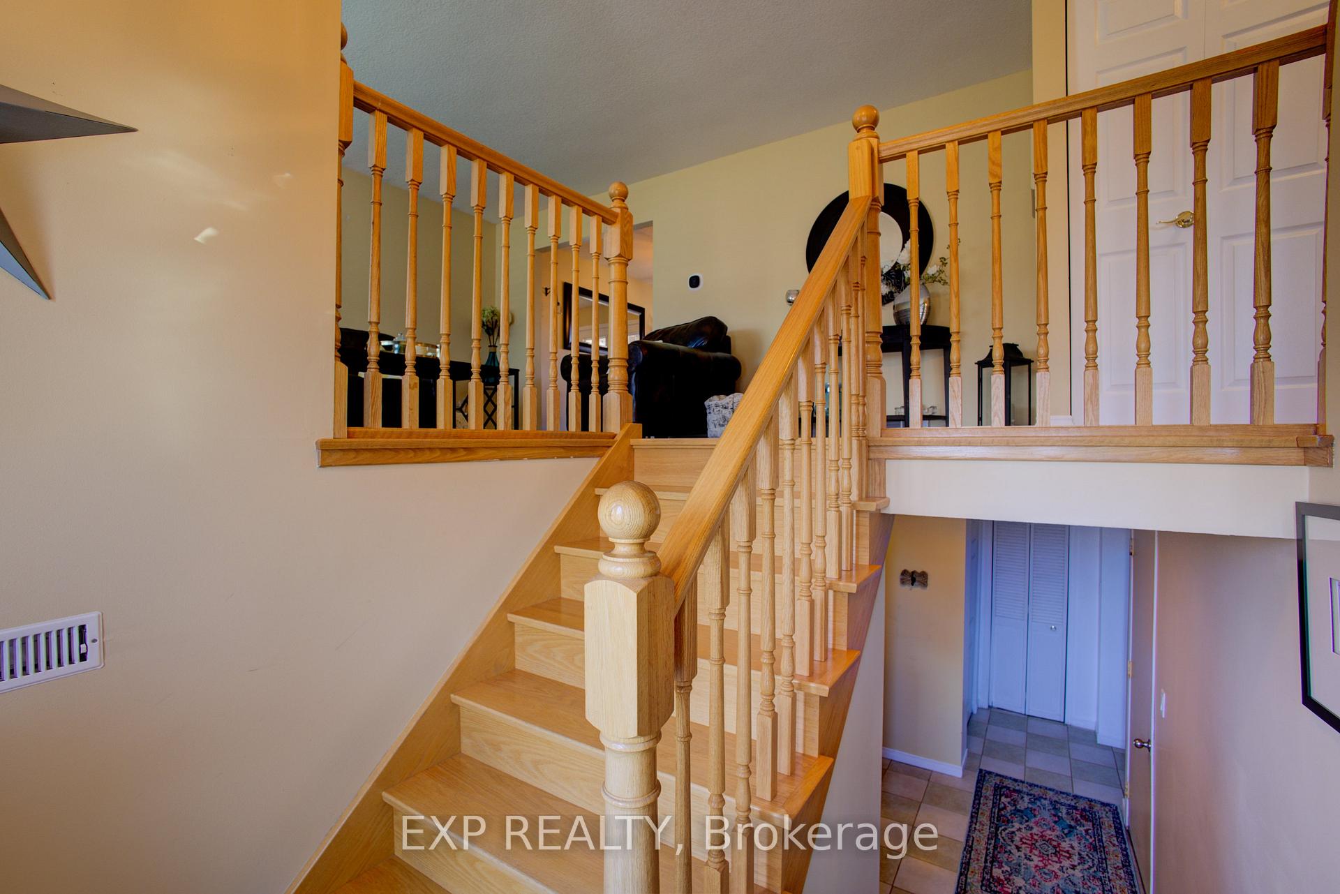 Photo 6 of 200 Williamsburg Road, Kitchener — HOMEH