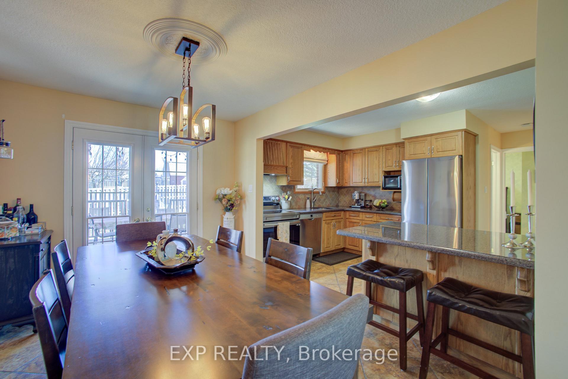 Photo 11 of 200 Williamsburg Road, Kitchener — HOMEH