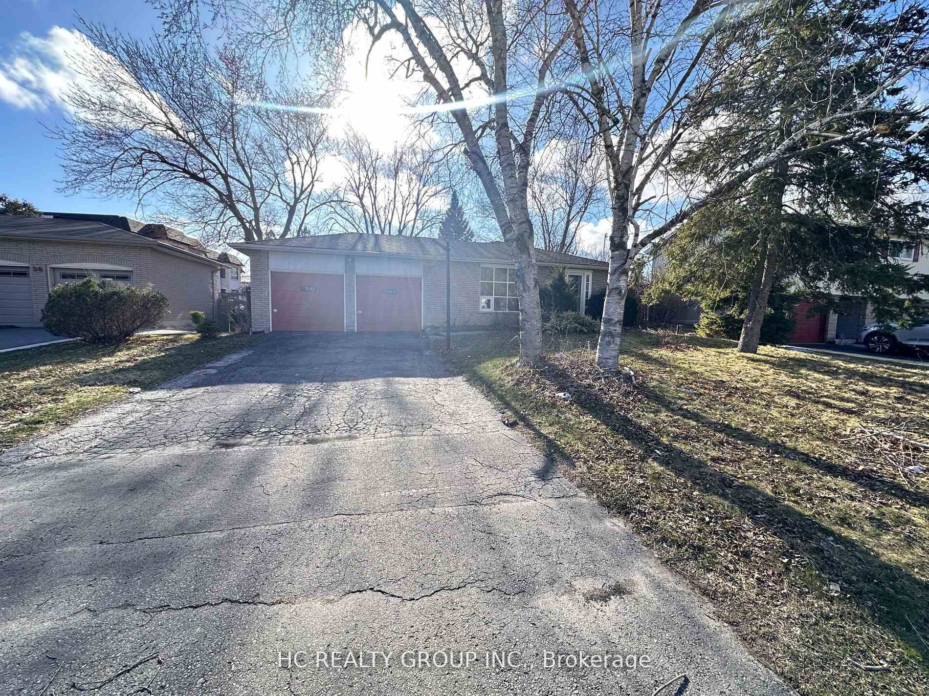 Photo 2 of 32 Sciberras Road, Markham, Unionville — HOMEH