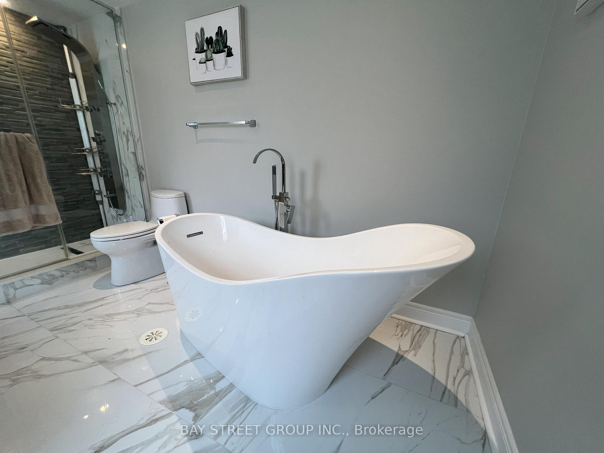 Photo 15 of 15 Lord Durham Road, Markham, Unionville — HOMEH