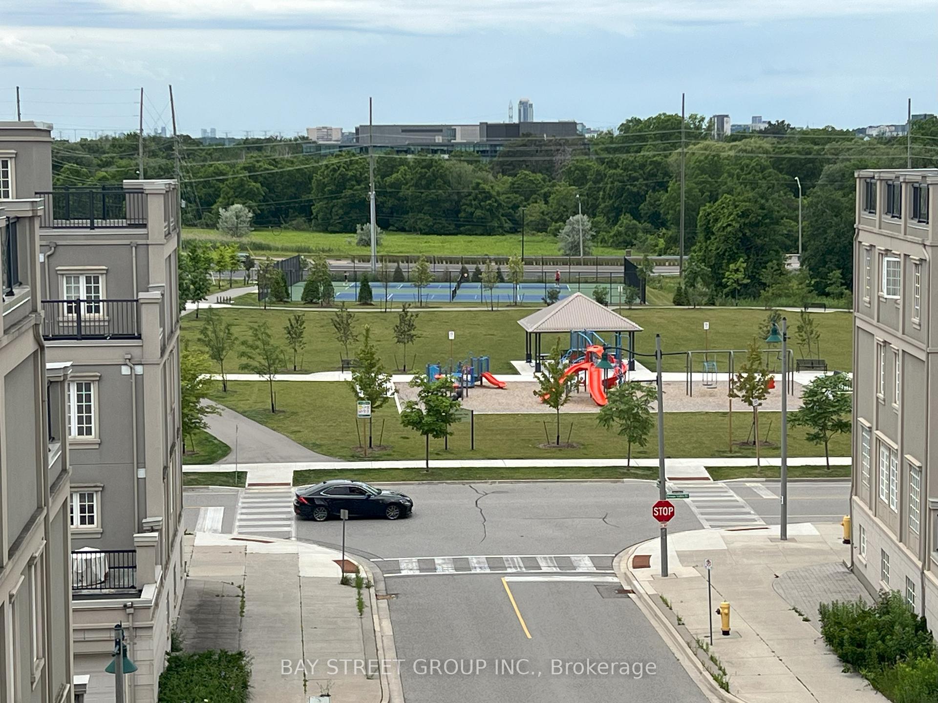 Photo 18 of 15 Lord Durham Road, Markham, Unionville — HOMEH