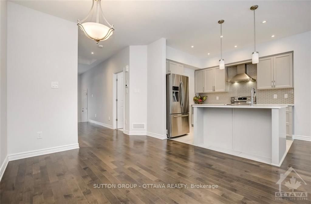 Photo 8 of 744 Twist Way, Ottawa, Kanata - Emerald Meadows/Trailwest — HOMEH
