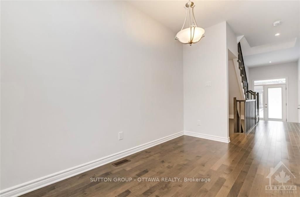 Photo 9 of 744 Twist Way, Ottawa, Kanata - Emerald Meadows/Trailwest — HOMEH