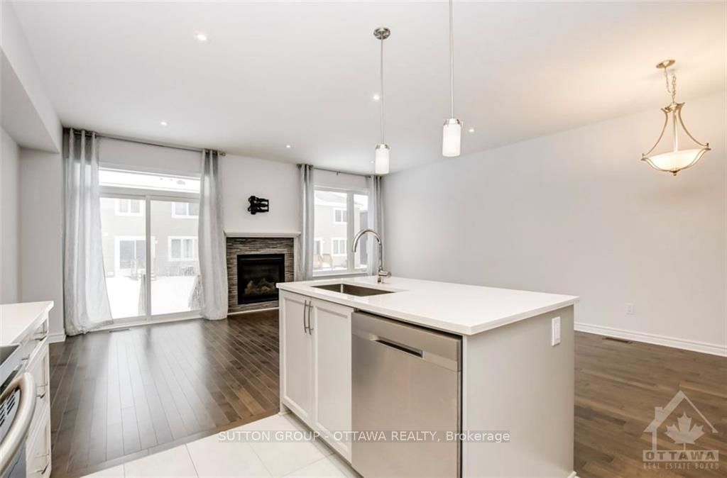 Photo 11 of 744 Twist Way, Ottawa, Kanata - Emerald Meadows/Trailwest — HOMEH